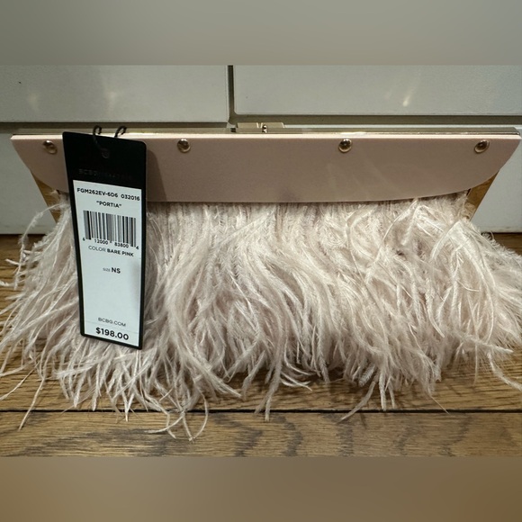 BCBG MAXAZARIA CATARINA FEATHERS CLUTCH NWT - Picture 3 of 7